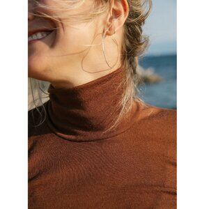 Simply Merino turtleneck size xlarge in nutmeg